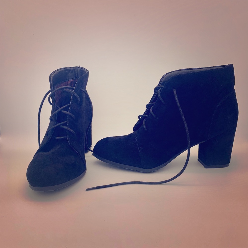 Madden girl by Steve Madden booties size 10m